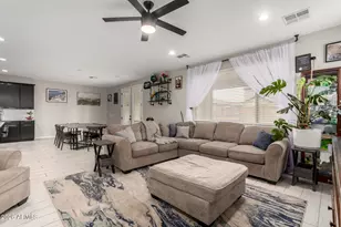 17652 W Straight Arrow Ln, Surprise, AZ 85387 - Photo 18