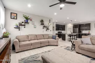 17652 W Straight Arrow Ln, Surprise, AZ 85387 - Photo 18