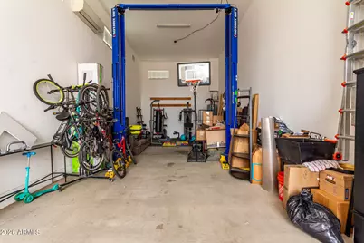 17652 W Straight Arrow Lane, Surprise, AZ 85387 - Photo 6