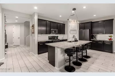 17652 W Straight Arrow Lane, Surprise, AZ 85387 - Photo 16
