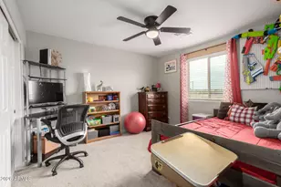 17652 W Straight Arrow Ln, Surprise, AZ 85387 - Photo 32