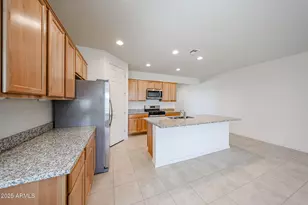 25333 N 172nd Dr, Surprise, AZ 85387 - Photo 4
