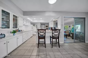 9330 W Manzanita Dr, Sun City, AZ 85373 - Photo 14