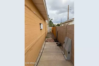 2305 W Maryland Avenue, Phoenix, AZ 85015 - Photo 14