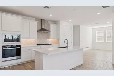 6988 W Buckhorn Trail, Peoria, AZ 85383 - Photo 8