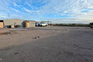 5602 S Wilson Rd, Buckeye, AZ 85326 - Photo 36