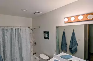 7348 N 7th Pl, Phoenix, AZ 85020 - Photo 18