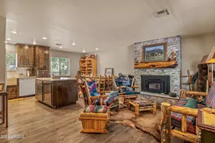 2029 Moccasin Cir, Overgaard, AZ 85933 - Photo 8