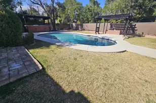 722 W Solano Dr, Phoenix, AZ 85013 - Photo 46