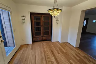 722 W Solano Dr, Phoenix, AZ 85013 - Photo 4