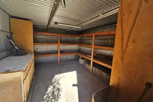 722 W Solano Dr, Phoenix, AZ 85013 - Photo 52