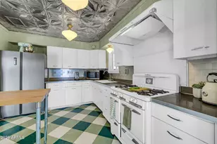 1813 E Willetta St, Phoenix, AZ 85006 - Photo 32