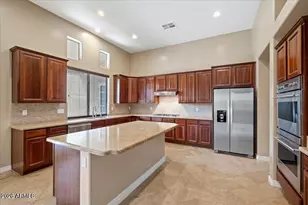 1731 W Steinway Dr, Phoenix, AZ 85041 - Photo 10