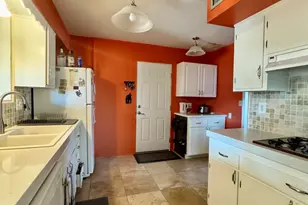 10729 W Sun City Blvd, Sun City, AZ 85351 - Photo 4