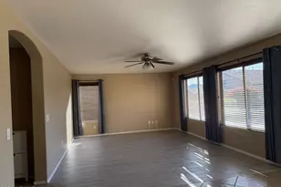 15844 S 17th Dr, Phoenix, AZ 85045 - Photo 4