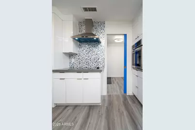 7803 E Kiowa Avenue, Mesa, AZ 85209 - Photo 6