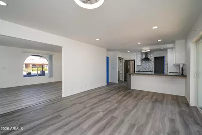 7803 E Kiowa Avenue, Mesa, AZ 85209 - Photo 14