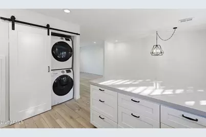 6131 N Granite Reef Road, Scottsdale, AZ 85250 - Photo 6