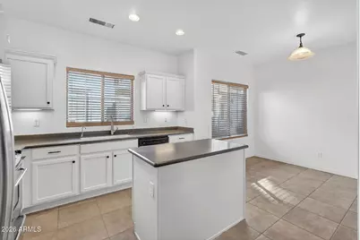 15917 N 19th Drive, Phoenix, AZ 85023 - Photo 10