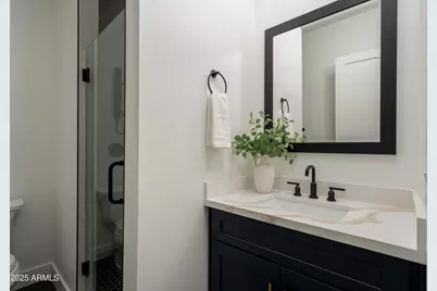 3628 E Clarendon Avenue, Phoenix, AZ 85018 - Photo 22