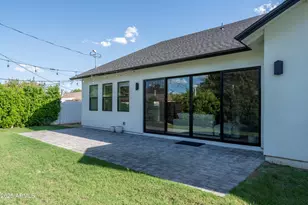 3628 E Clarendon Ave, Phoenix, AZ 85018 - Photo 28