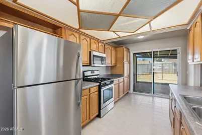 17626 N 16th Avenue, Phoenix, AZ 85023 - Photo 2