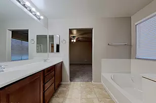 7716 S 70th Ln, Laveen, AZ 85339 - Photo 8