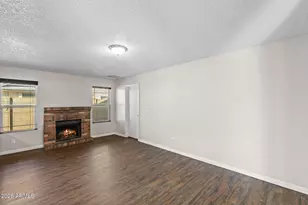 7267 W Charter Oak Rd, Peoria, AZ 85381 - Photo 12