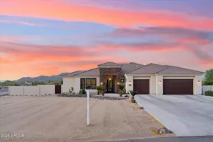 1842 W Mesquite St, Phoenix, AZ 85086 - Photo 2