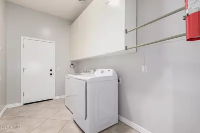 2705 S Tucana Court, Gilbert, AZ 85295 - Photo 38