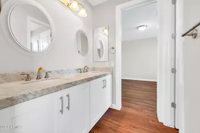 24519 N 44th Lane, Glendale, AZ 85310 - Photo 32