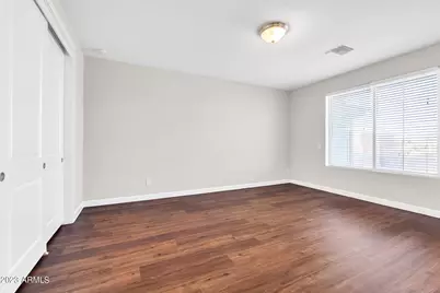 24519 N 44th Lane, Glendale, AZ 85310 - Photo 36