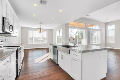 24519 N 44th Lane, Glendale, AZ 85310 - Photo 16