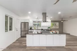 11010 W Sun City Blvd, Sun City, AZ 85351 - Photo 4