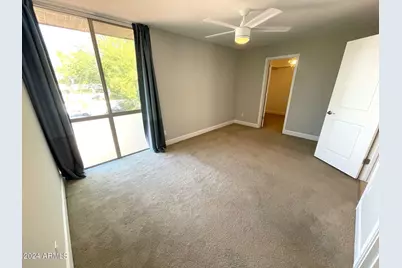 1241 E Medlock Drive #210, Phoenix, AZ 85014 - Photo 8