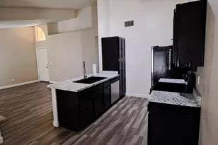 5236 W Peoria Ave, Glendale, AZ 85302 - Photo 6