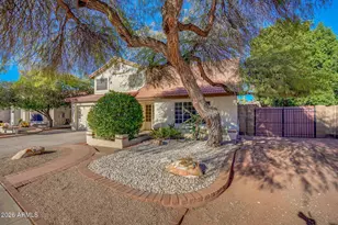 11428 W Willow Ln, Avondale, AZ 85392 - Photo 4