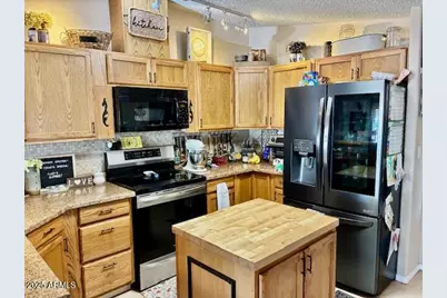 7642 E Holmes Avenue, Mesa, AZ 85209 - Photo 4