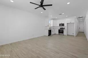 14045 S Berwick Rd, Arizona City, AZ 85123 - Photo 12