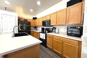 4601 W Fortune Dr, Anthem, AZ 85086 - Photo 8