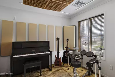 109 W Commerce Court, Gilbert, AZ 85233 - Photo 10