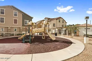 109 W Commerce Ct, Gilbert, AZ 85233 - Photo 38