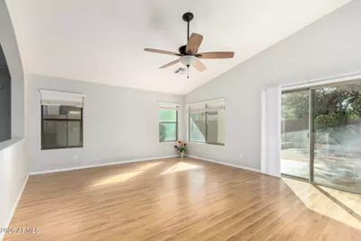 2409 W Bent Tree Drive, Phoenix, AZ 85085 - Photo 16