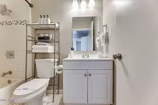 1027 S Siesta Ln, Tempe, AZ 85281 - Photo 14