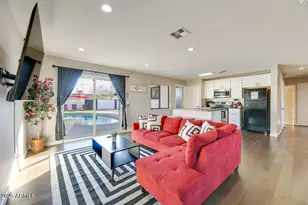 1027 S Siesta Ln, Tempe, AZ 85281 - Photo 4