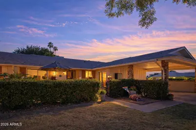 10439 W Kingswood Circle, Sun City, AZ 85351 - Photo 1