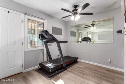 4260 N 81st Street, Scottsdale, AZ 85251 - Photo 10