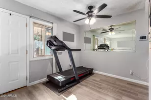 4260 N 81st St, Scottsdale, AZ 85251 - Photo 10