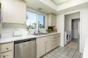 3222 W Hearn Rd, Phoenix, AZ 85053 - Photo 8