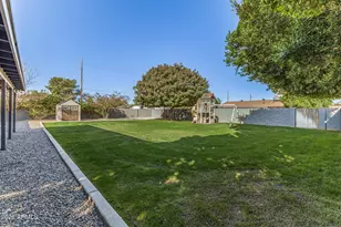 3202 E Corrine Dr, Phoenix, AZ 85032 - Photo 40